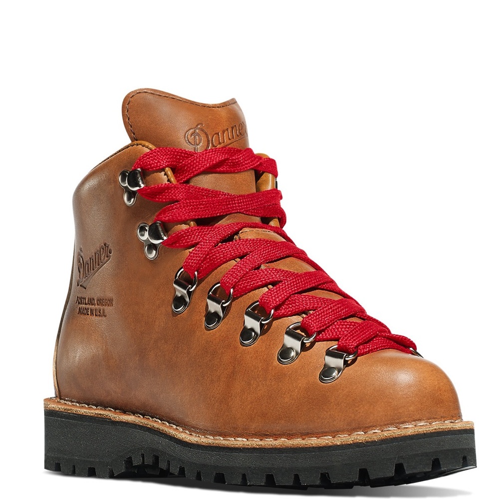 Danner Mountain Light Cascade Boots